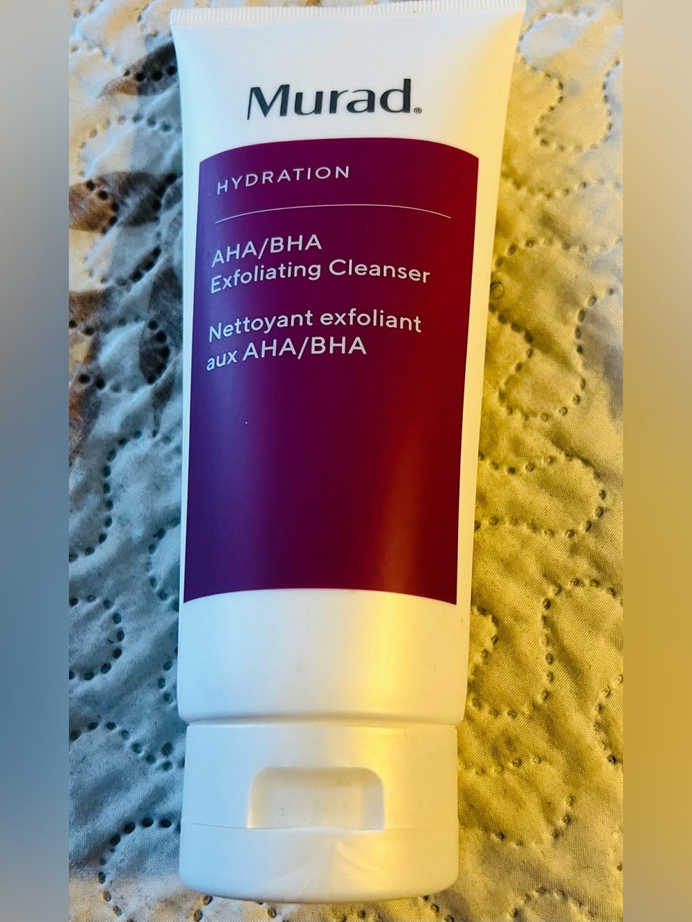 Murad AHA/BHA Exfoliating Cleanser - Maroon & White